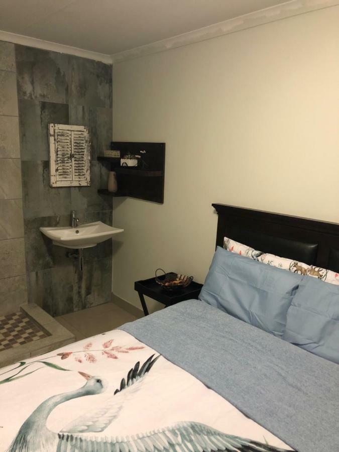 Summer Sands - Durban North Beach Accommodation Esterno foto
