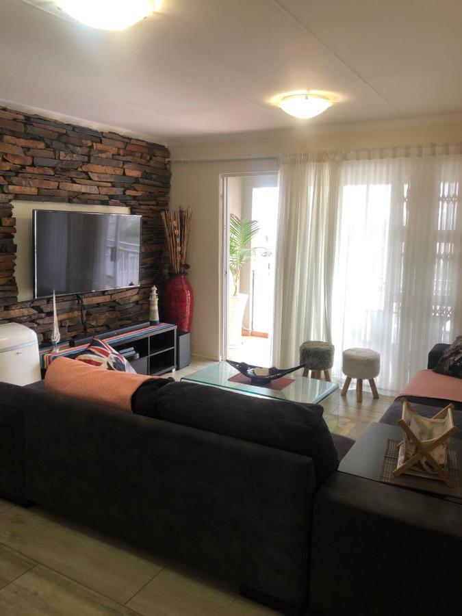 Summer Sands - Durban North Beach Accommodation Esterno foto