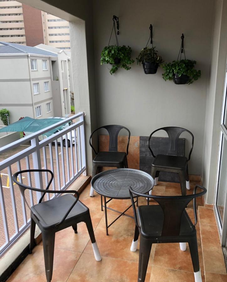 Summer Sands - Durban North Beach Accommodation Esterno foto