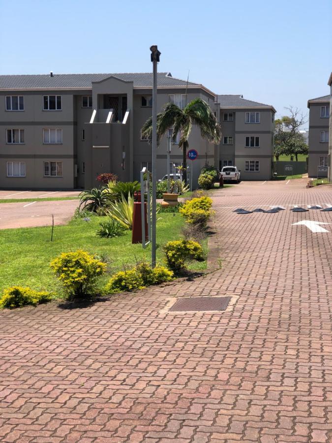 Summer Sands - Durban North Beach Accommodation Esterno foto